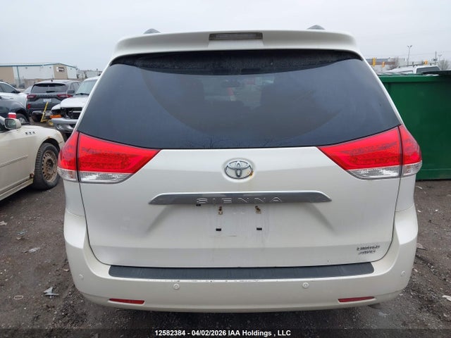 2013 Toyota Sienna მანქანა იყიდება აუქციონზე, vin: 5TDDK3DC2DS054274, აუქციონის ნომერი: 12582384