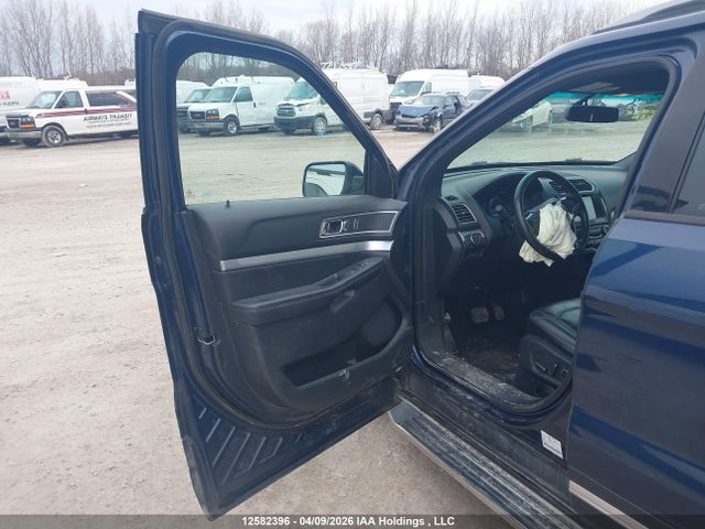 1FM5K8D82HGA49536 Ford EXPLORER XLT