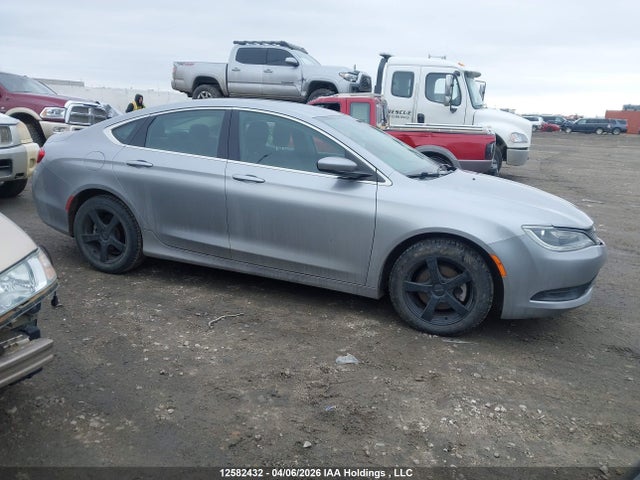Aukcja sprzedaży 2015 Chrysler 200 Lx, vin: 1C3CCCFB0FN648985, numer aukcji: 12582432