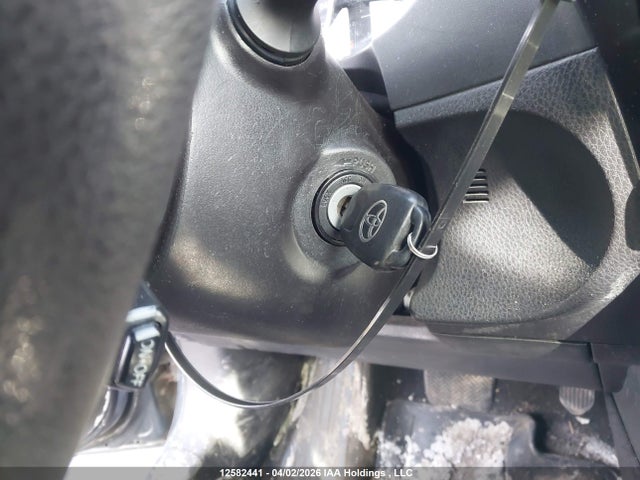 12582441 :رقم المزاد ، 2T1BURHE6FC424539 vin ، 2015 Toyota Corolla Le مزاد بيع