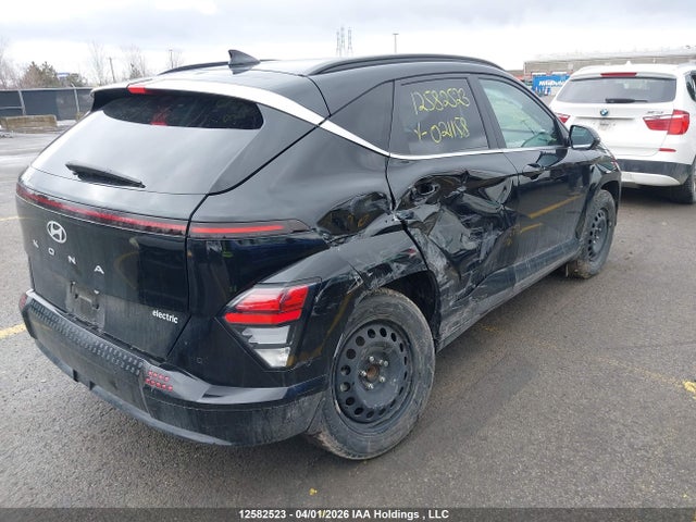 2025 Hyundai Kona Electric Preferred With Ultimate Package მანქანა იყიდება აუქციონზე, vin: KM8HE3A66SU021158, აუქციონის ნომერი: 12582523