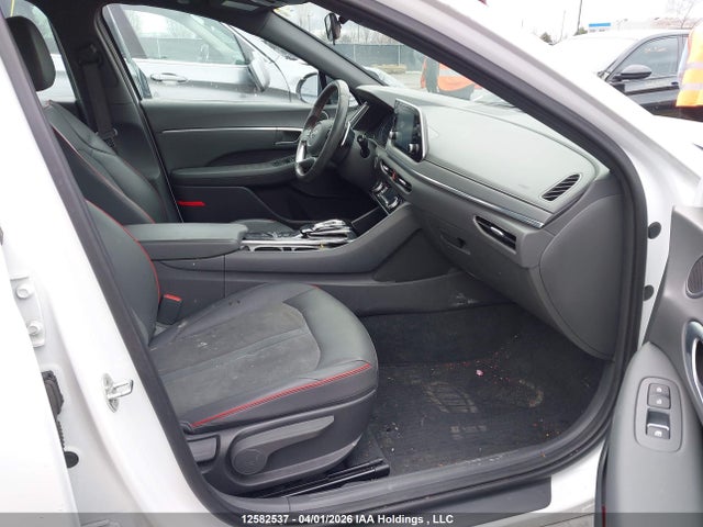 Продажа на аукционе авто 2022 Hyundai Sonata, vin: 5NPEJ4J29NH139211, номер лота: 12582537