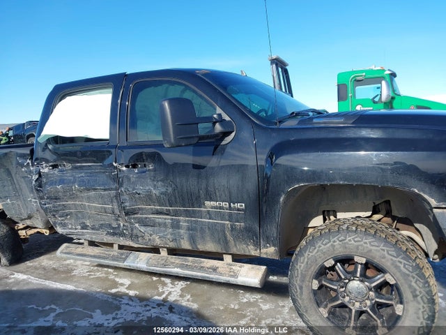 2014 Chevrolet Silverado 3500hd Ltz მანქანა იყიდება აუქციონზე, vin: 1GC4K1E82EF129104, აუქციონის ნომერი: 12560294