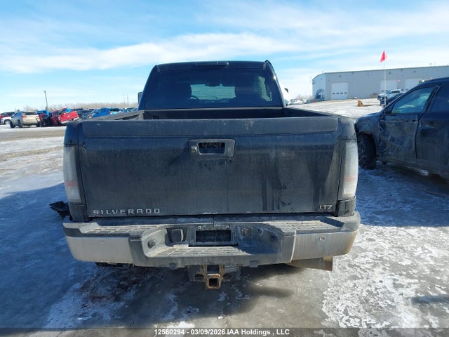 2014 Chevrolet Silverado 3500hd Ltz მანქანა იყიდება აუქციონზე, vin: 1GC4K1E82EF129104, აუქციონის ნომერი: 12560294