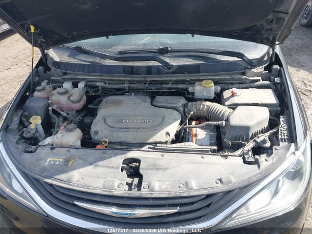 2C4RC1L72JR355272 Chrysler Pacifica Hybrid Touring-l