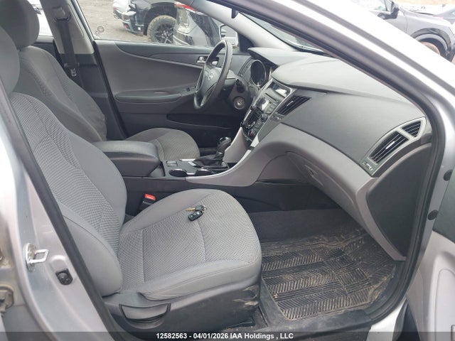 Продажа на аукционе авто 2013 Hyundai Sonata Gl, vin: 5NPEB4AC4DH627020, номер лота: 12582563