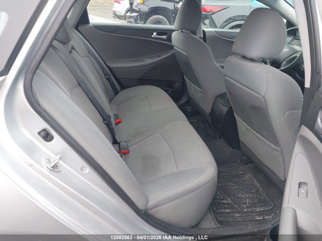 Продажа на аукционе авто 2013 Hyundai Sonata Gl, vin: 5NPEB4AC4DH627020, номер лота: 12582563