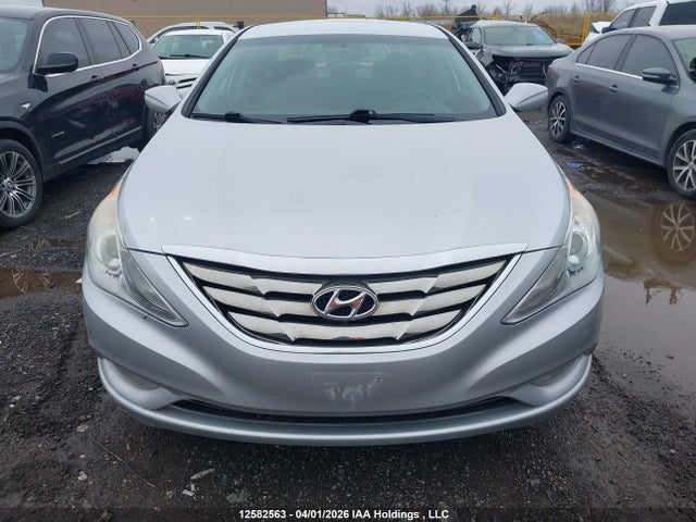 Продажа на аукционе авто 2013 Hyundai Sonata Gl, vin: 5NPEB4AC4DH627020, номер лота: 12582563