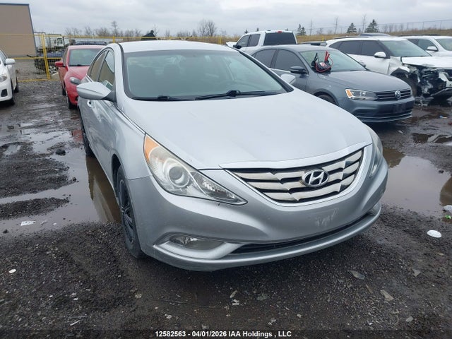Продажа на аукционе авто 2013 Hyundai Sonata Gl, vin: 5NPEB4AC4DH627020, номер лота: 12582563