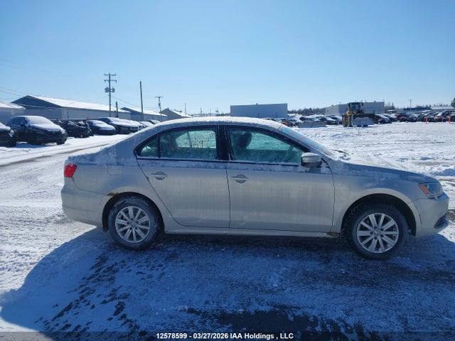 12578599 :رقم المزاد ، 3VWDK7AJ3BM026200 vin ، 2011 Volkswagen Jetta 2.0l Comfortline مزاد بيع