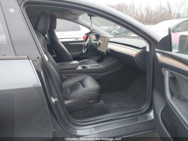 Продаж на аукціоні авто 2022 Tesla Model Y Long Range, vin: 7SAYGDEE2NF533036, номер лоту: 12582581