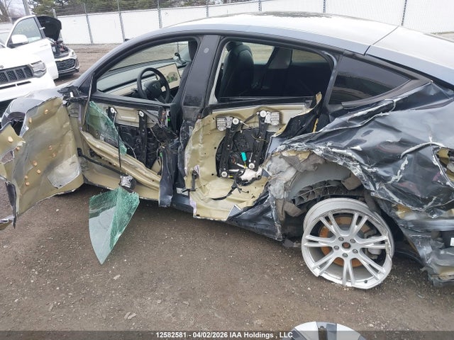 Продаж на аукціоні авто 2022 Tesla Model Y Long Range, vin: 7SAYGDEE2NF533036, номер лоту: 12582581