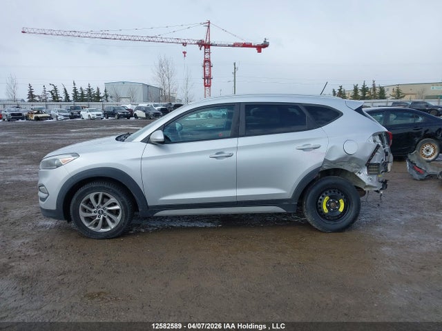 Продажа на аукционе авто 2017 Hyundai Tucson Premium, vin: KM8J3CA47HU467012, номер лота: 12582589