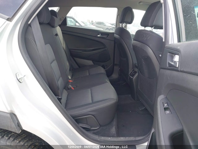 Продажа на аукционе авто 2017 Hyundai Tucson Premium, vin: KM8J3CA47HU467012, номер лота: 12582589