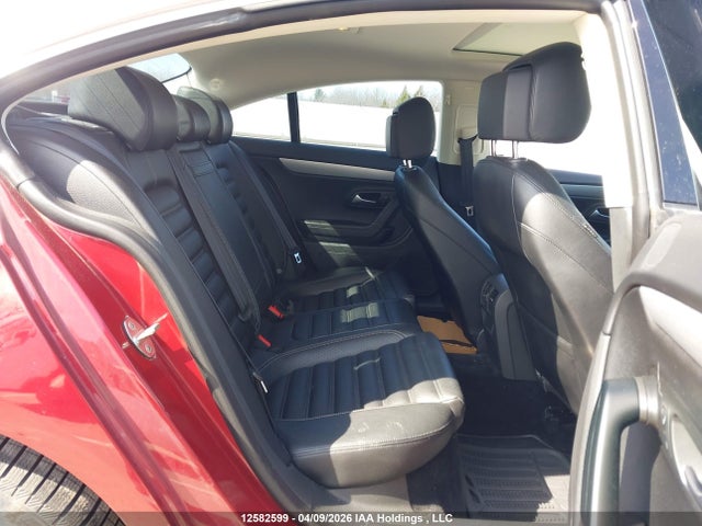 12582599 :رقم المزاد ، WVWBN7AN7EE523801 vin ، 2014 Volkswagen Passat Cc مزاد بيع