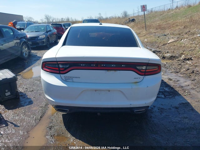 12582614 :رقم المزاد ، 2C3CDXHG5FH794353 vin ، 2015 Dodge Charger Sxt مزاد بيع