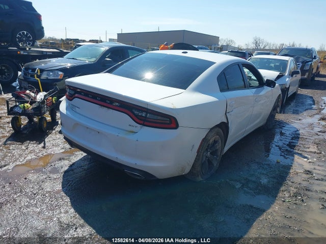 12582614 :رقم المزاد ، 2C3CDXHG5FH794353 vin ، 2015 Dodge Charger Sxt مزاد بيع