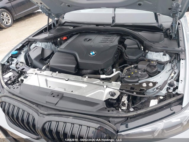 12582618 :رقم المزاد ، 3MW89FF02P8C92976 vin ، 2023 Bmw 330xi مزاد بيع