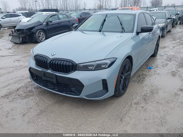 12582618 :رقم المزاد ، 3MW89FF02P8C92976 vin ، 2023 Bmw 330xi مزاد بيع
