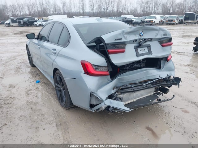 12582618 :رقم المزاد ، 3MW89FF02P8C92976 vin ، 2023 Bmw 330xi مزاد بيع