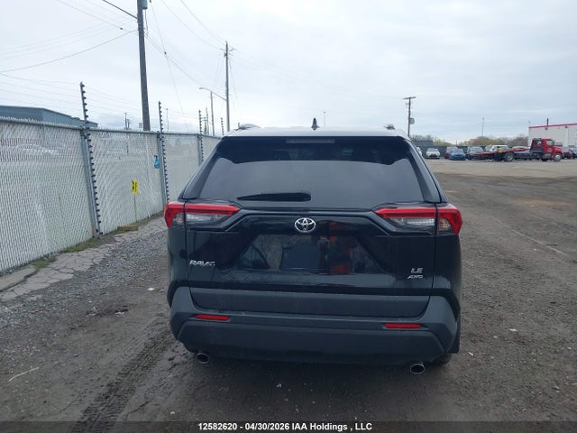 2T3B1RFV7LC082338 Toyota RAV4 LE