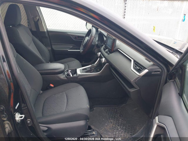 2T3B1RFV7LC082338 Toyota RAV4 LE