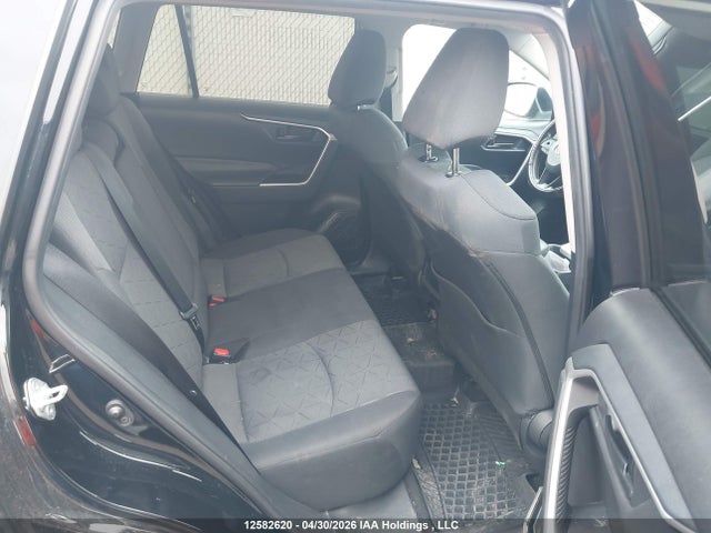 2T3B1RFV7LC082338 Toyota RAV4 LE