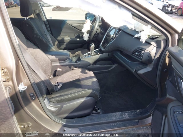 4S4BTDECXN3180471 Subaru Outback Touring