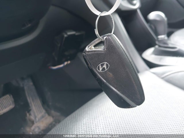 5XYZUDLA9HG475479 Hyundai SANTA FE SPORT
