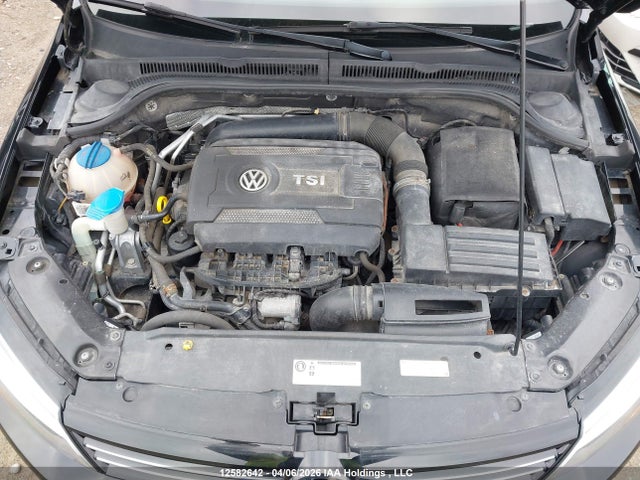 3VWB07AJ3EM407305 Volkswagen JETTA SE