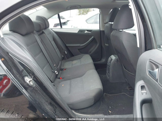 3VWB07AJ3EM407305 Volkswagen JETTA SE