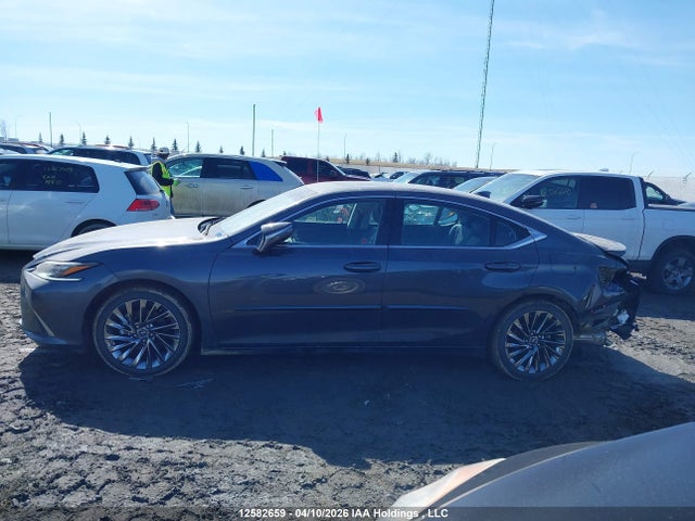 58AB21B12RU014457 Lexus Es 300h 300h