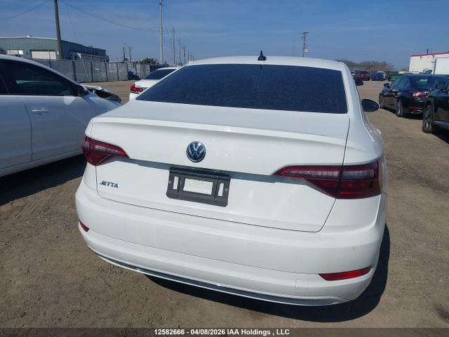 3VWE57BU3MM077235 Volkswagen Jetta
