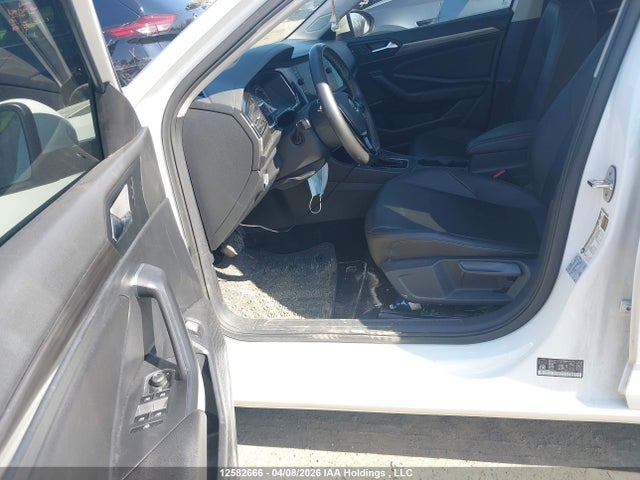 3VWE57BU3MM077235 Volkswagen Jetta