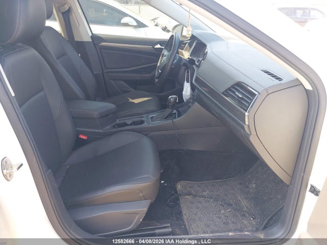 3VWE57BU3MM077235 Volkswagen Jetta
