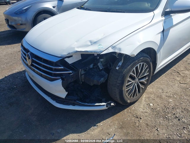 3VWE57BU3MM077235 Volkswagen Jetta