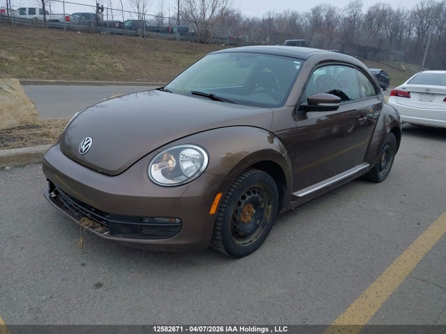 12582671 :رقم المزاد ، 3VWJ07AT4EM644253 vin ، 2014 Volkswagen Beetle مزاد بيع