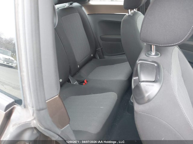 12582671 :رقم المزاد ، 3VWJ07AT4EM644253 vin ، 2014 Volkswagen Beetle مزاد بيع