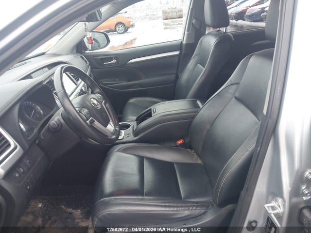 5TDJZRFH9KS604903 Toyota Highlander Xle