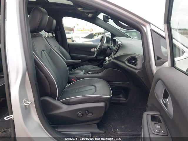 Aukcja sprzedaży 2026 Chrysler Pacifica Limited, vin: 2C4RC1GG6TR236847, numer aukcji: 12582674