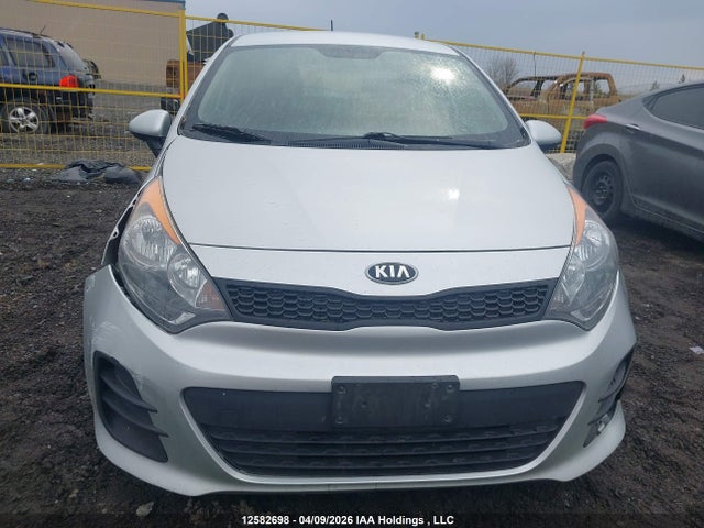 KNADM5A3XH6048428 KIA Rio