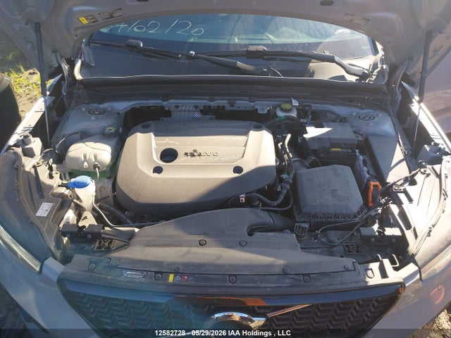 Volvo Xc40 B5 Plus Dark Theme 2025 YV4L12UC0S2490860 Image 10