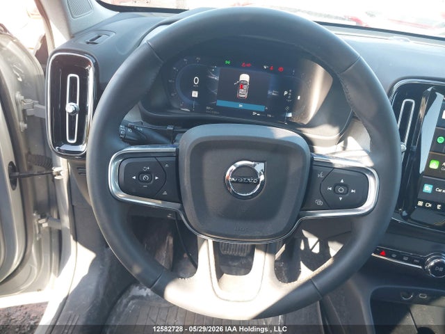 Volvo Xc40 B5 Plus Dark Theme 2025 YV4L12UC0S2490860 Image 20