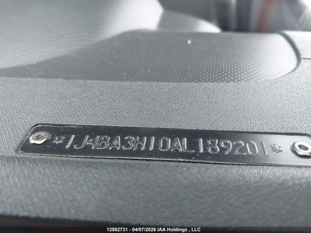 12582731 :رقم المزاد ، 1J4BA3H10AL189201 vin ، 2010 Jeep Wrangler Unlimited Sport مزاد بيع