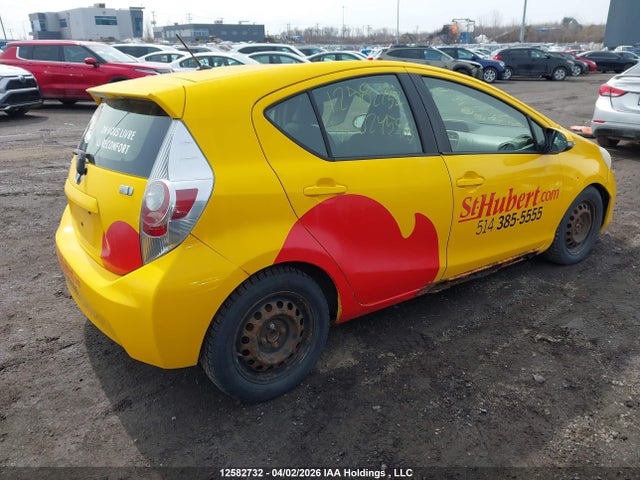2012 Toyota Prius C მანქანა იყიდება აუქციონზე, vin: JTDKDTB3XC1024598, აუქციონის ნომერი: 12582732
