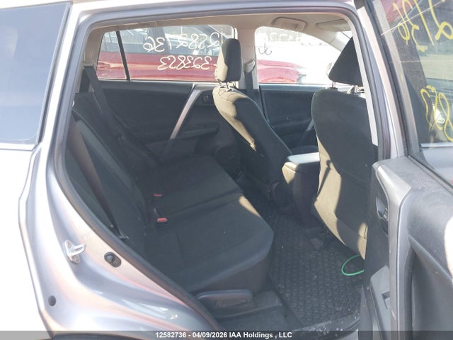 2T3ZFREV3HW323853 Toyota RAV4