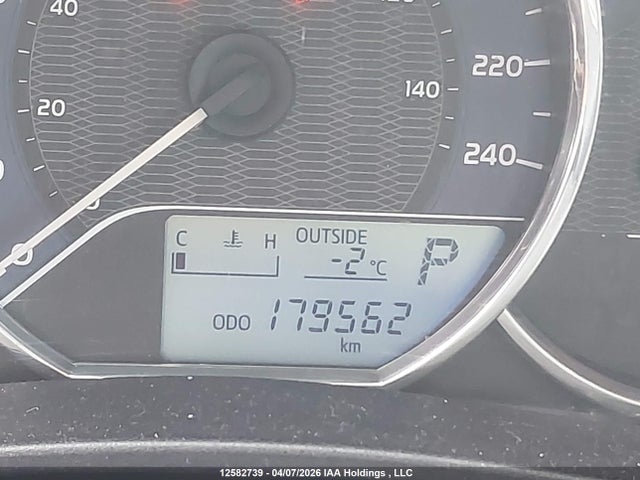 Toyota Corolla 2014 2T1BURHEXEC182773 Image 15