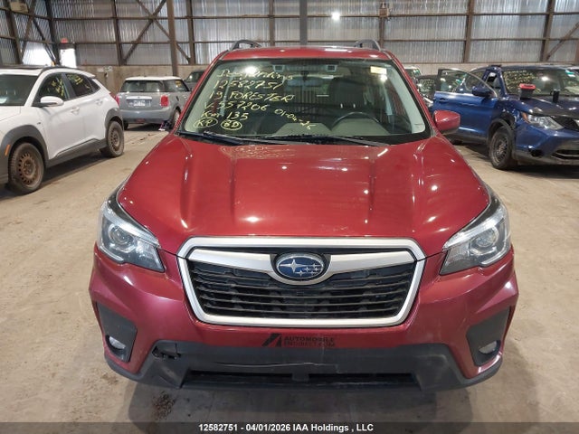 JF2SKEGC0KH557206 Subaru Forester Premium