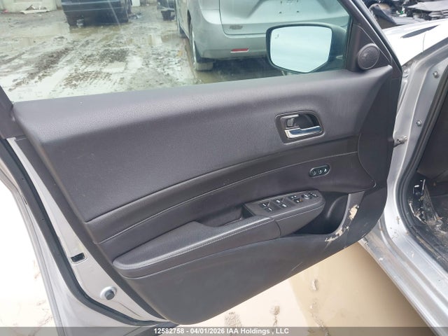 12582758 :رقم المزاد ، 19UDE2F76JA801306 vin ، 2018 Acura Ilx Premium/technology Package مزاد بيع