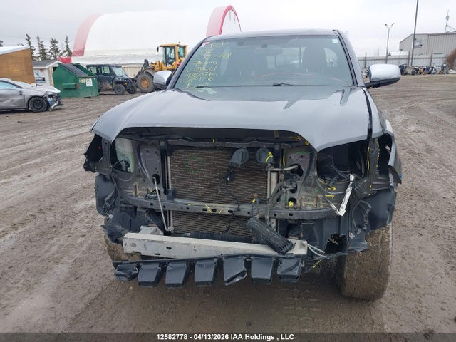 5TFHZ5BN2HX026021 Toyota Tacoma Double Cab/limited